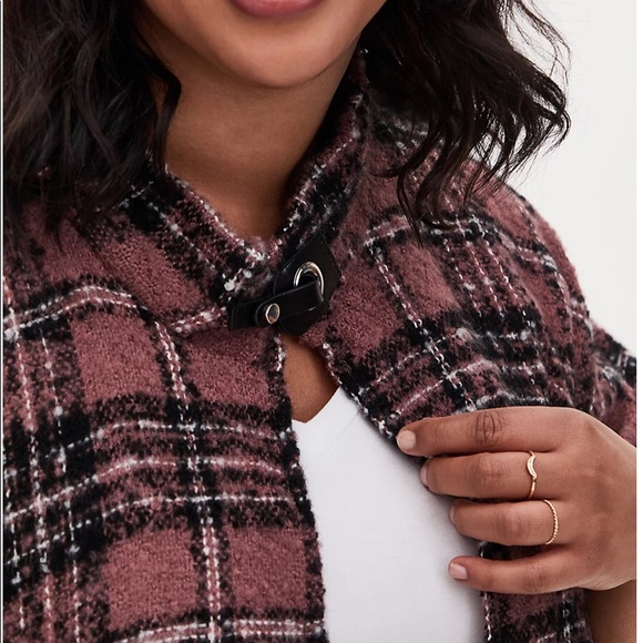 NWT Plus Size Torrid Brown Tunnel Neck Cape Poncho Fashionable - Picture 3 of 13